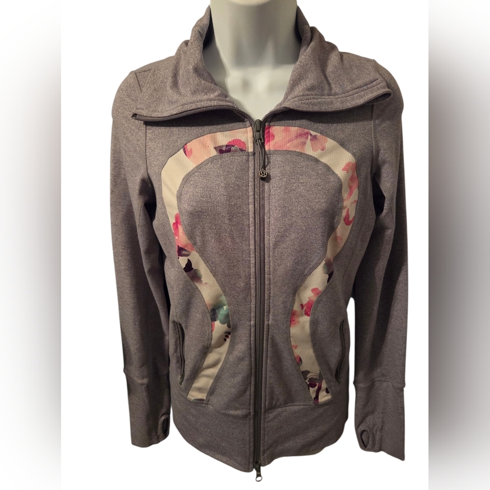 Lululemon In Stride Gray Full Zip Blossom Floral Logo Jacket Size 4